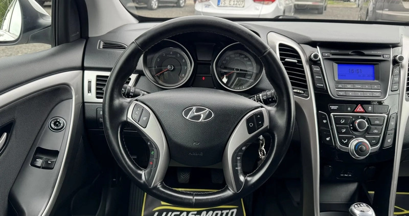 Hyundai I30 cena 34900 przebieg: 149000, rok produkcji 2014 z Praszka małe 742